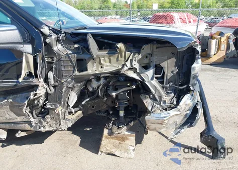 2024 Chevrolet Silverado 1500 4Wd Short Bed Lt z USA, uszkodzony, nr VIN 2GCUDDED3R1131093